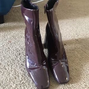 H&M patent Mauve / Burgundy boots Size: 40 / 10.5us